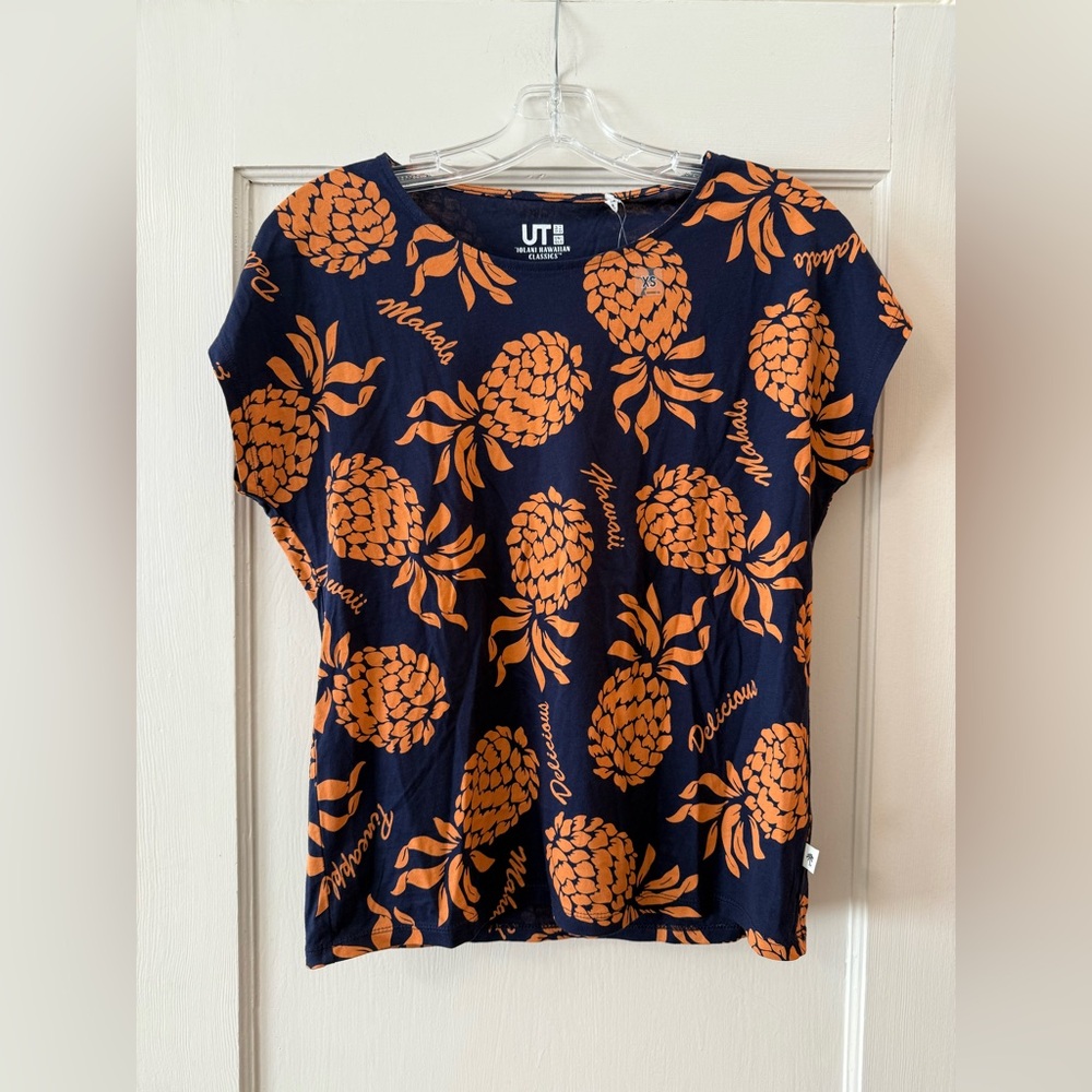 Uniqlo UT | Hawaii Pineapple Short Sleeve Graphic Tee XS